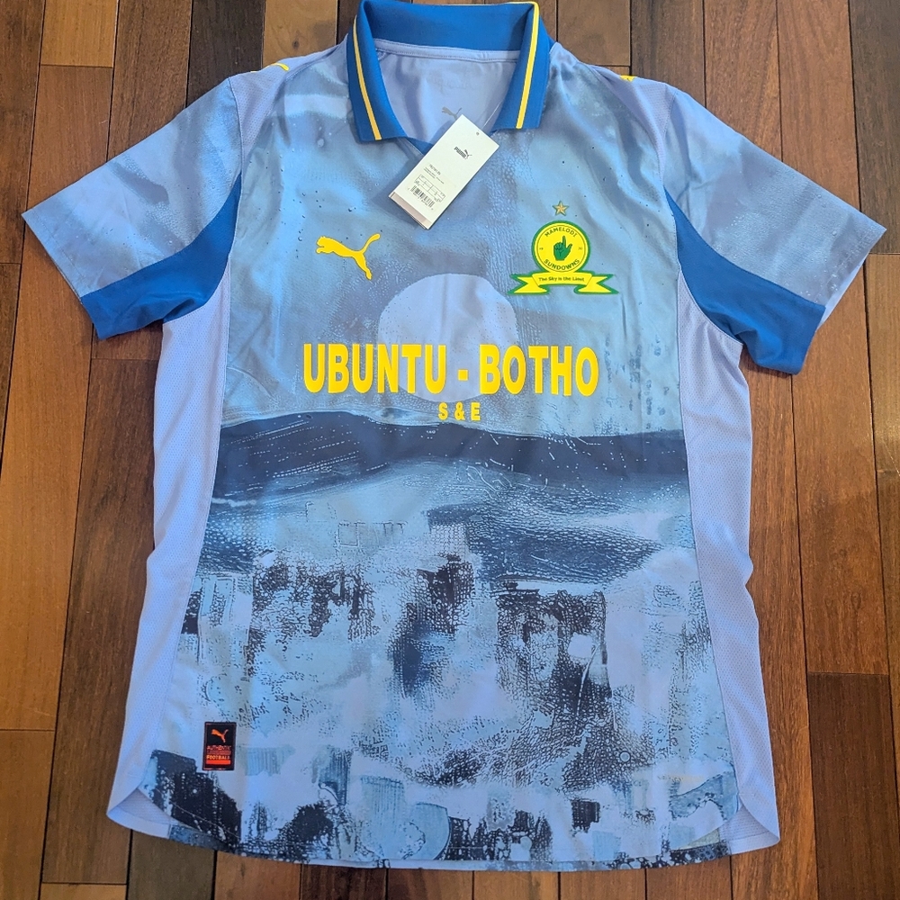 Puma Mamelodi Sundowns x KidSuper 2025 Jersey Authentic Men's Sz Large 782720-23